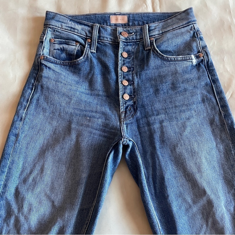 MOTHER- The Pixie Tomcat Crop Jean Mid Wash in Not Cut & Pasted Distressed 26 - Picture 4 of 13